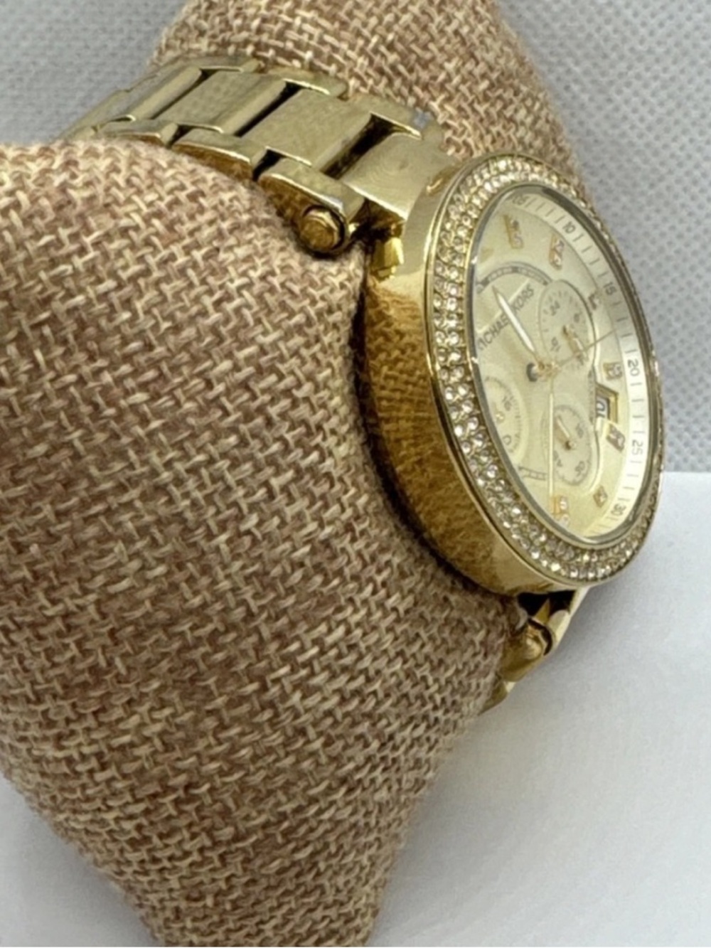 Michael Kors Gold and Crystal Women’s Watch Crystal-Accent - Picture 4 of 8